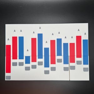 Peut inclure: Un fond blanc avec un graphique &agrave; barres compos&eacute; de crayons rouges et bleus. Les crayons sont dispos&eacute;s en quinconce, les crayons rouges &agrave; gauche et les crayons bleus &agrave; droite. Le graphique montre les hauteurs relatives des crayons.