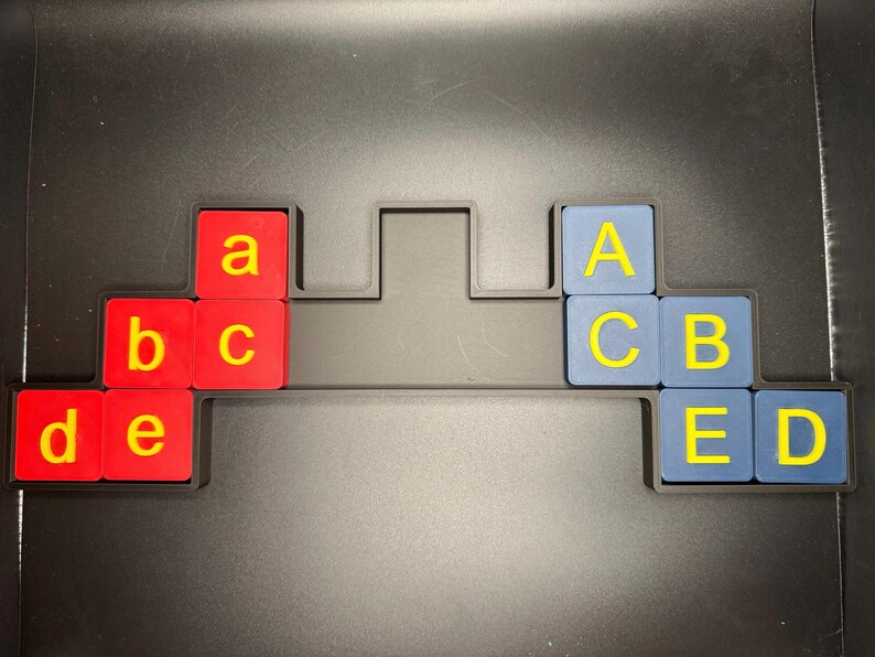 Tauschen Sie das Buchstaben Puzzle aus - Moderne Nachbildung eines klassischen Puzzles, über 15 Zoll breit! Lustige Denksportaufgaben für Erwachsene und Kinder Bild 4