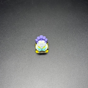 Handmade Inspired By Anime Keycaps for Cherry MX - Custom Artisan - Perfect Anime Fan Gift Yellow