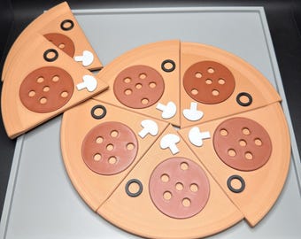 Pizza Panne – 7-Slice Square Tray Puzzle, Tangram-Style Brain Teaser, Family Game, Up to 320×320mm (12.6×12.6in)