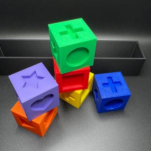 6 Cube Instant Insanity Challenge for All Ages - Fun & Engaging Gift Idea for Puzzle Lovers - 3D Printed Puzzle