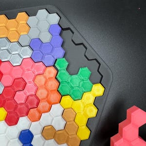 Hexagon Puzzle Brain Teaser - Difficult 3D Printed Puzzle, Brain Teaser for All Ages, 22 Unique Pieces & Hexagon Base - Large 255x225mm Game image 3
