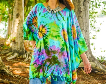 Hand Dyed Tunic, Boho Kaftan Blouse , Hippie Oversize Tops, Beachwear, Tie Dye Clothing, Hippie Clothing, Loungewear, Tie Dye Poncho