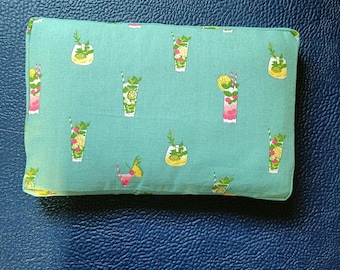 Pilates/yoga cushion. Exercise accessory.