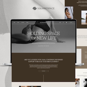 Könnte beinhalten: Ein Laptop, der eine Website mit dem Text "HOLDING SPACE for NEW LIFE" anzeigt. Die Website hat ein minimalistisches Design mit einem Graustufenbild. Das Squarespace-Logo ist oben links sichtbar.