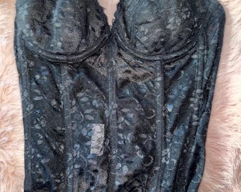 Y2K / vintage boned Carnival lace timeless corset black   size 34 C