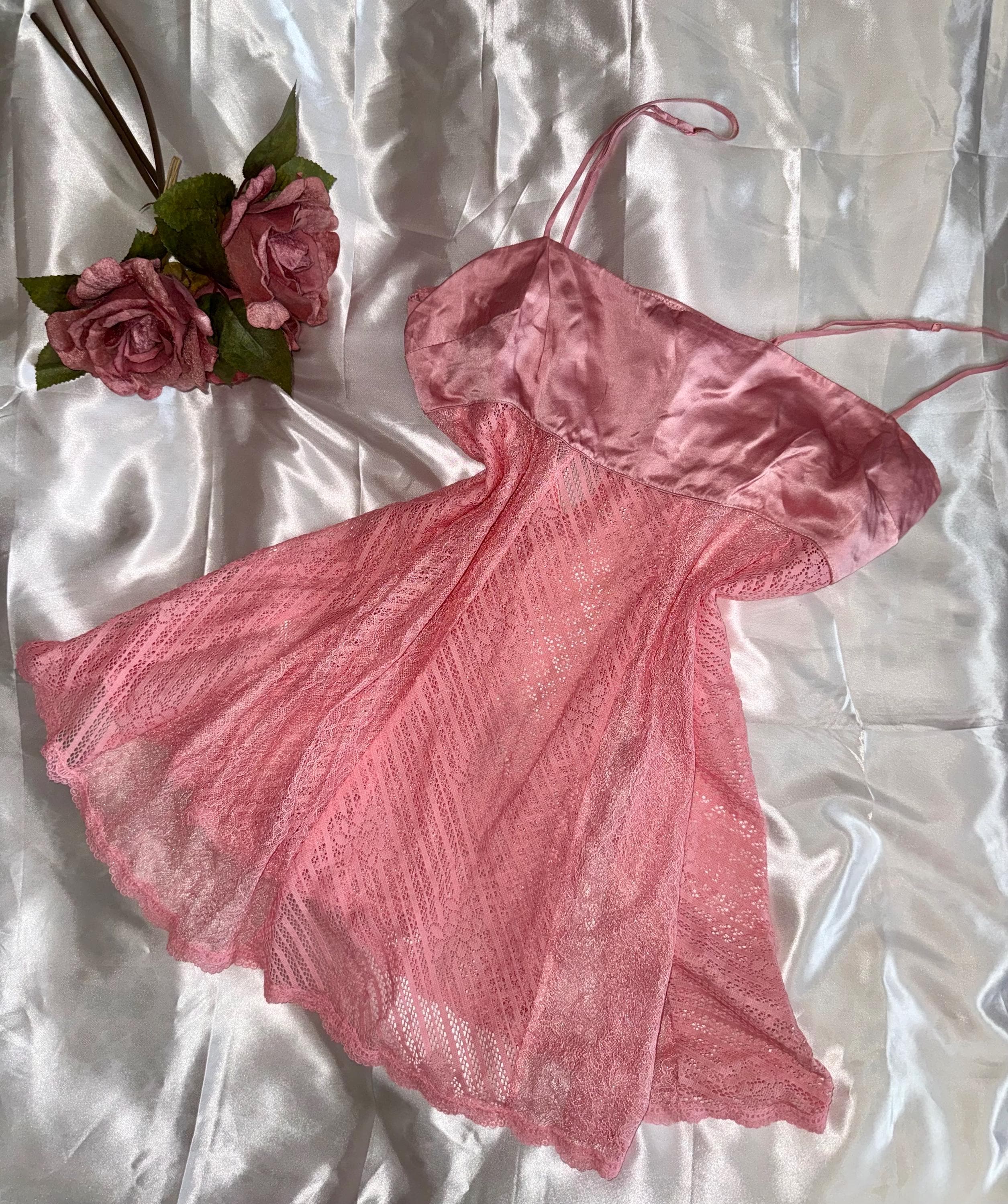 bras for low v neck dress ForBaysy Back Bra Women - Push Up, Backless, Low Cut, Multiway, Convertible, Wire Plunge Bra Style:S/M Sub-Category_Slip On Wireless U Chic Modern Bridal Dresses