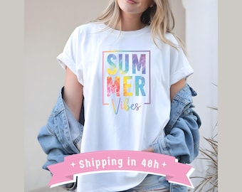 Vintage Hello Summer Vibes Tee: Retro Beach Travel T-Shirt