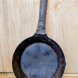 Antique Cold Handle Skillet - Etsy