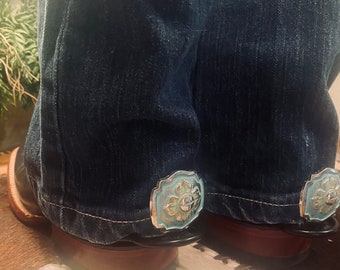 Hem Hikers--A Touch of Turquoise 1.5 Inch Western Concho