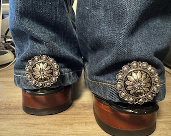 Hem Hikers--Antique Silver Flower and Berry