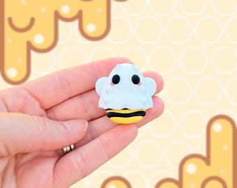 Boo-Bee Fidget - Ghost Bee Fidget - 3D Printed Kawaii Ghost Bee Cutie - Spooky Bee Toy - Boo-Bee Fidget Toy