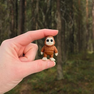 Mini Bigfoot Fidget Toy - 3D Printed Mini Bigfoot Sensory Toy - Articulated Sasquatch - 3D Printed Cryptid Worry Fidget