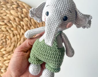 Crochet Elephant – Handmade Amigurumi Elephant – Animal Gift for Baby or Nursery Decor