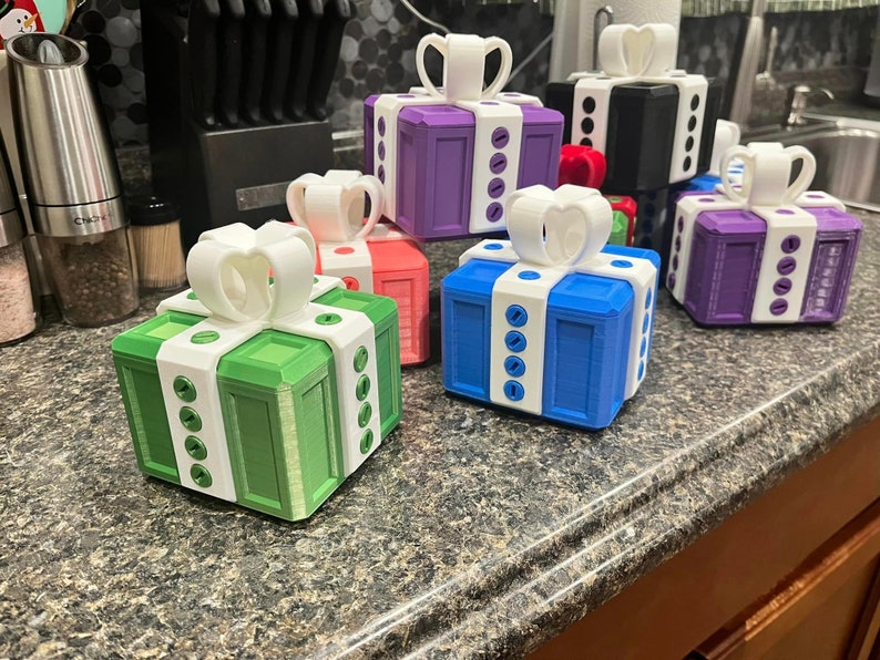 3d Printed Gift Card Box With 20 Screws Etsy
