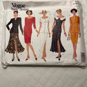 Vogue Pattern 1173 - Sizes 12 - 16 Misses/Petite Top & Skirt 5 Variations Uncut