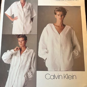 Vogue 1509 / Diseñador estadounidense: Calvin Klein / Talla 10 / Blusa / Camisa / Patrón de costura / Completo y cortado