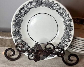 Grindley Manitou / Ironstone / Bol de 6 pulgadas / Estampado floral en blanco y negro / Década de 1970