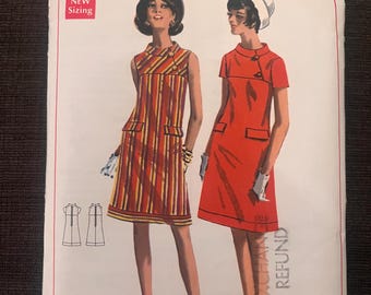 1970s | Butterick 4684/ vintage  sewing pattern / A-line skirt / size 14/ bust 36