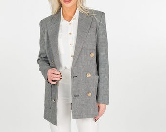 Women's Luxury Fitted Blazer Golden Buttons Elegant Jacket Great for Office Occasional or Casual Wear, Made of High Quality Fabric