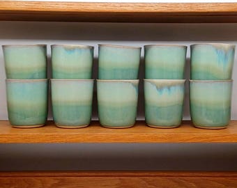 Keramik Trinkbecher handgemacht - Steinzeug Becher 300ml, Kaffeebecher ohne Henkel, spülmaschinenfest, moderner Glasurverlauf, Unikat