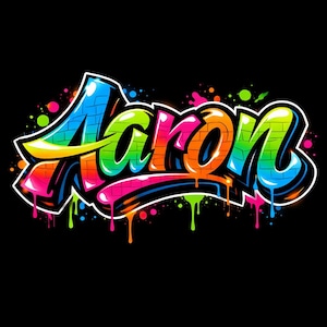 Può includere: Un vivace design in stile graffiti su sfondo nero. Il nome "Aaron" è reso in lettere audaci e colorate con una texture simile a un mattone, con sfumature di blu, verde, arancione e rosa. Schizzi e gocce di vernice aggiungono all'estetica dell'arte urbana.
