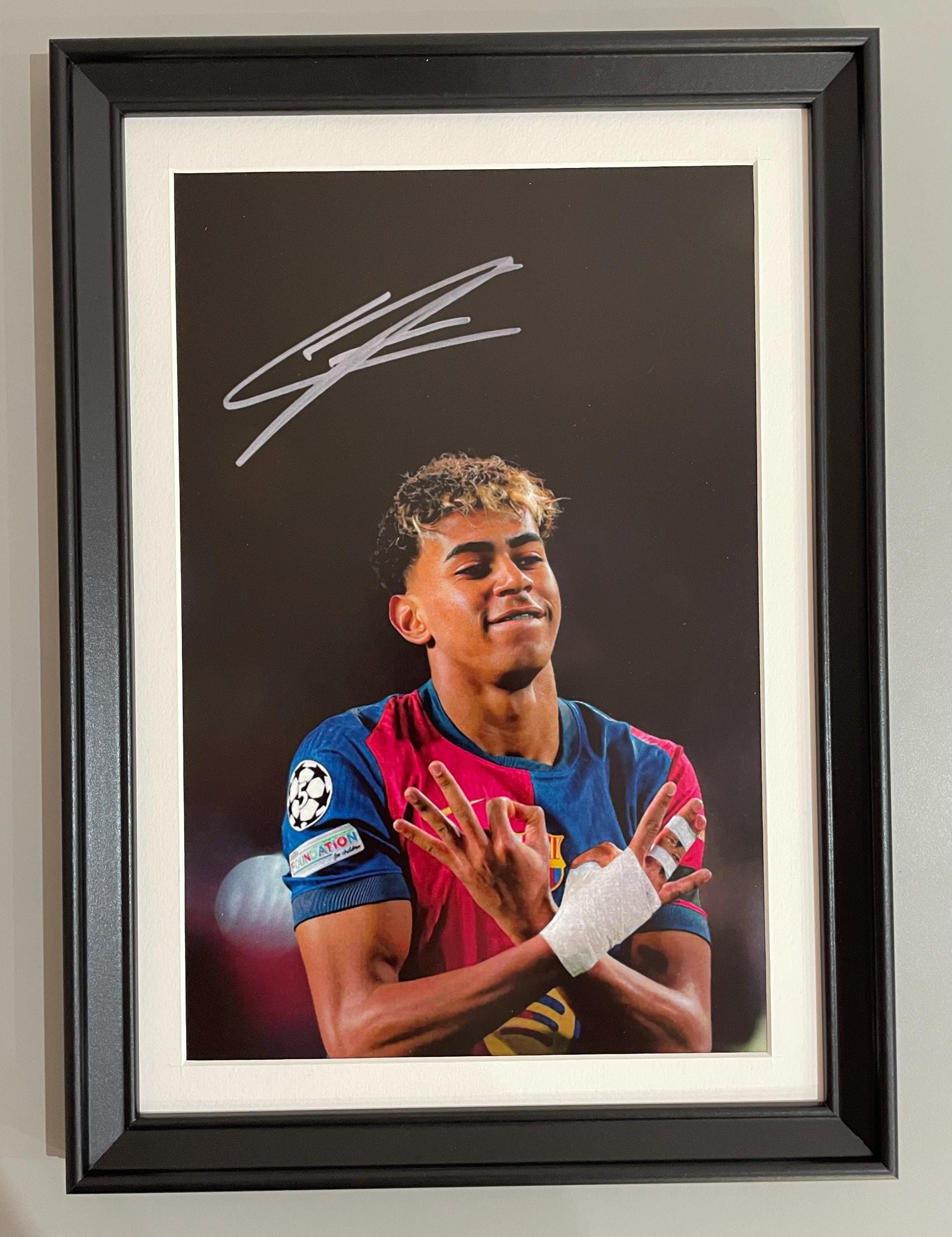 LAMINE YAMAL AUTOGRAPH Framed A4 / Poster - Memorabilia. Lamine