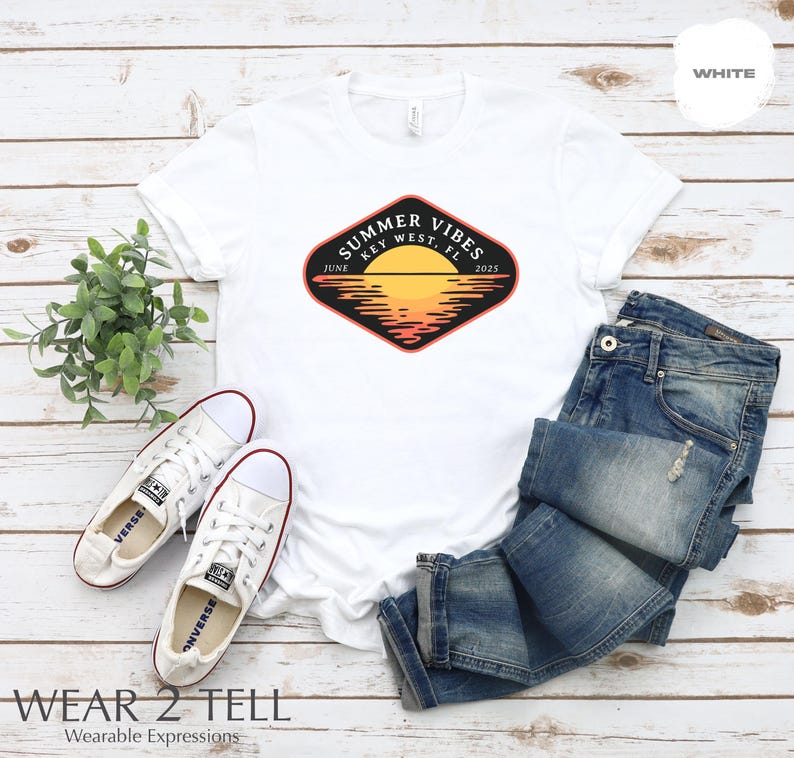 Summer Vibes Key West Retro Sunset Graphic Tee, Beach Vacation Shirt, Casual Short Sleeve, Summer Outfit, Unisex T-Shirt