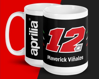 MotoGP ™ Maverick Viñales von Aprilia Racing Kaffee- oder Teetasse | Motorrad Racing Merch und Geschenke für Rennfans