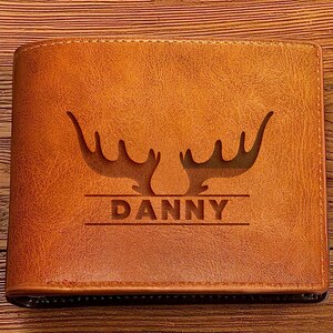 Cartera de cuero personalizada para cazar ciervos para hombres: cartera de cuero genuino con bloqueo RFID, regalo perfecto para el Día del Padre para los entusiastas de la caza