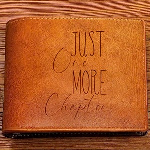 Cartera personalizada para amantes de los libros, cartera de cuero para hombres, regalo para amantes de los libros, cartera grabada personalizada, regalo literario para él, regalos para amantes de los libros