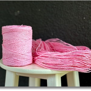 Produits faits main respectueux de l'environnement : raphia naturel, fil pour sacs, cordon en papier, 120 et 240 mètres de fil de papier rose