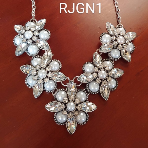 R J Graziano Floral Necklace