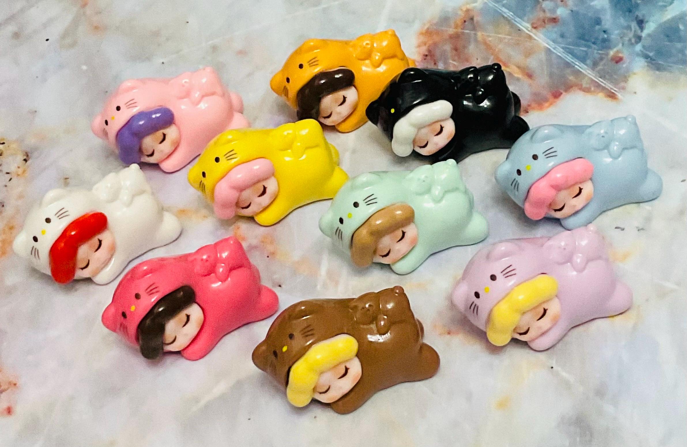 Set 10 stuks Kleine kat slapende schattige poppen, 4 cm, decoraties voor doe-het-zelfprojecten. Klaar voor verzending