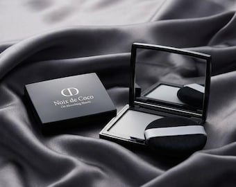 Bamboo Charcoal Oil Absorbing Sheets | Mirror Compact, Puff Applicator