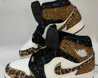 cheetah jordan 1 mid