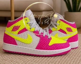 Sneakers Pink And Yellow Jordan 1s Tênis Air Jordan 
