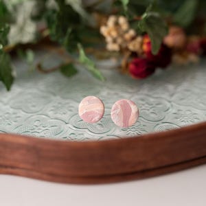 Round Marble | Studs