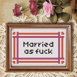 Patrón de punto de cruz de Married As Fck Lesbian para descargar al instante en formato PDF