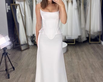 Basque Waist Wedding Corset, Drop Waist Bridal Corset, Two Piece Wedding Set, Elegant Wedding Corset Set, Solid Satin Bridal Corset, Skirt