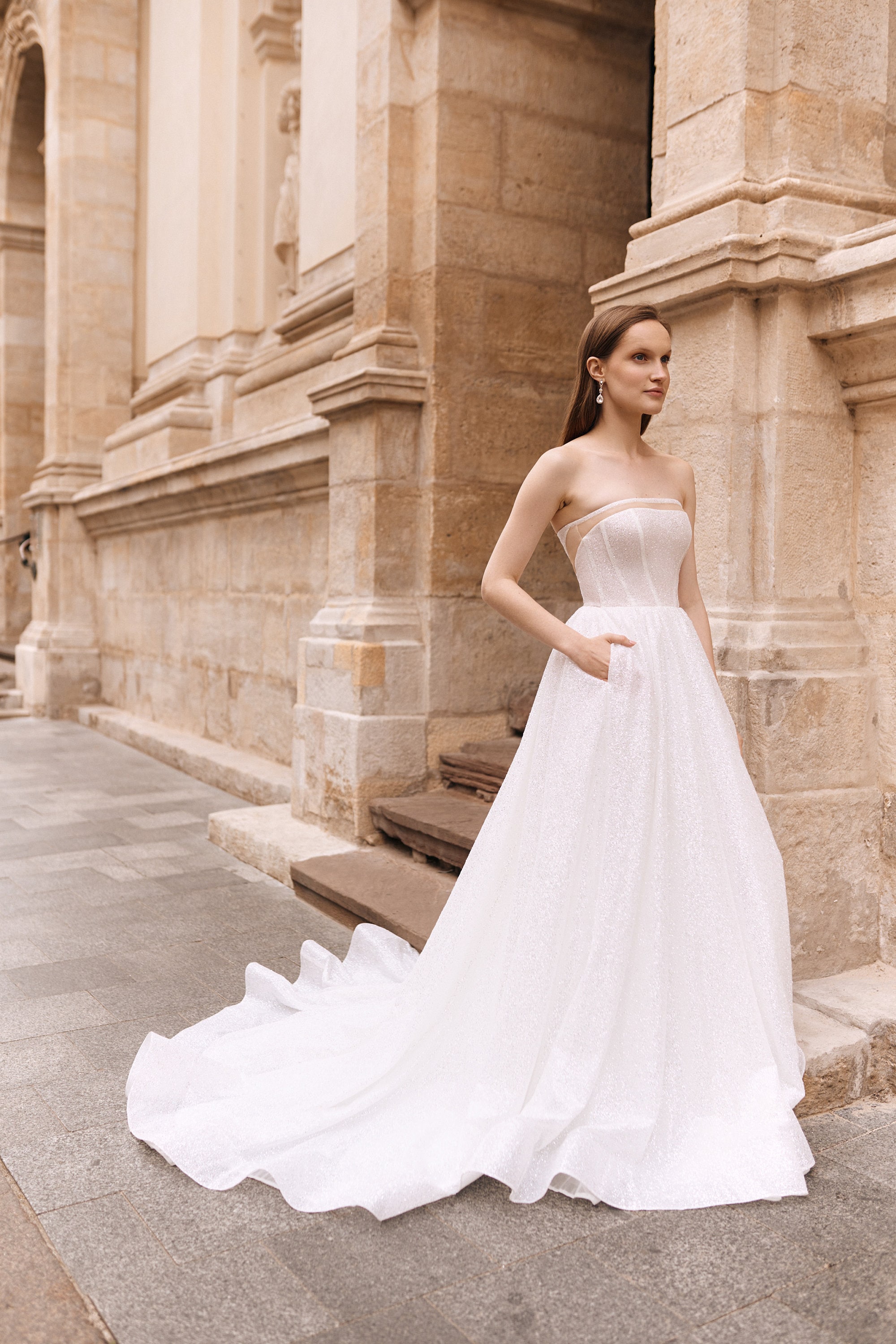 Chic Sparkly Wedding Dress, A-Line Tulle Shimmery Wedding Dress, Strapless Flowy Airy Tulle Wedding Dress, Glittery Bridal Gown