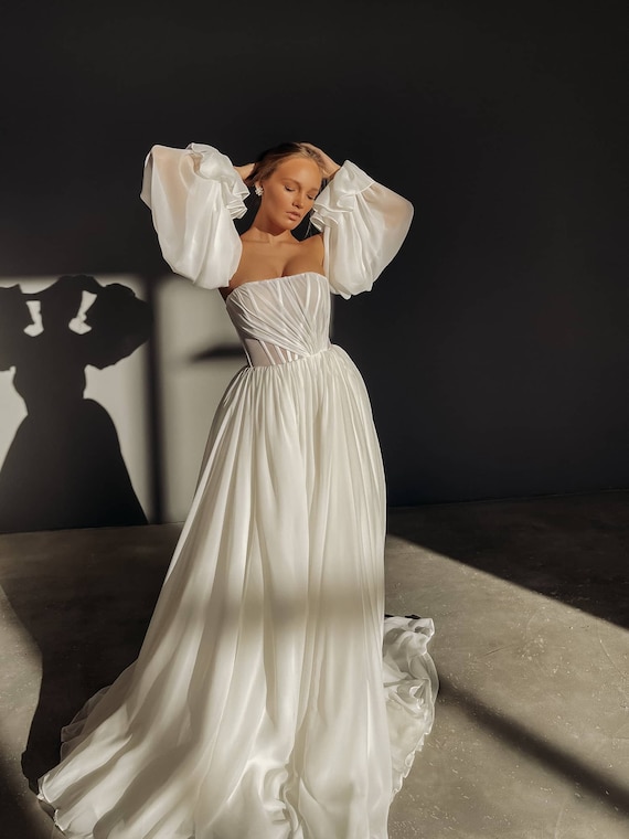 slim fit dress slacks Flowy A Line Sweetheart Neck Wedding Gown Soft Tulle Bohemian Wedding Dress AWD2007
