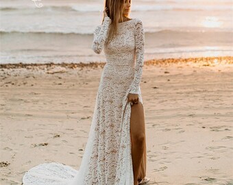 Boho Lace Wedding Dress with Side Slit - Elegant Long Sleeve, Backless Bridal Gown for Beach Weddings, Vestido De Noiva Gift