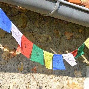 10 Drapeaux de prière tibétains taille M ou S S