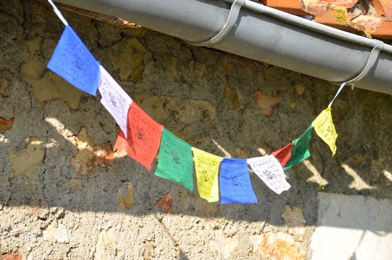 10 Drapeaux de prière tibétains taille M ou S S