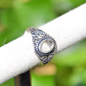 Ring with rock crystal