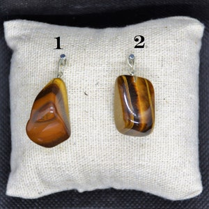 Tiger's eye pendant of your choice (without chain)