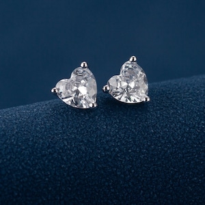 Herz Moissanite Ohrstecker | Sterling Silber Minimalist Ohrstecker | Glitzernden Ohrringe | Einfache Kristall Herz Schmuck