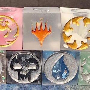 Dados de maná - 7 dados d6 de 16 mm hechos a mano con bordes afilados, compatibles con MtG imagen 6