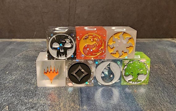 Mana Dice - 7 Handmade 16mm Sharp-edged d6 Dice Compatible With MtG